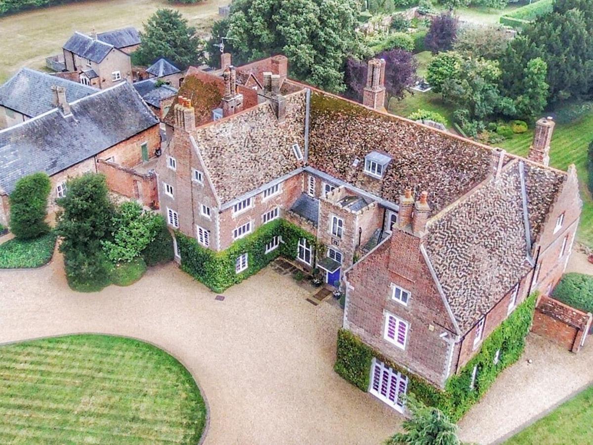 Hockwold Hall Villa Hockwold cum Wilton Esterno foto